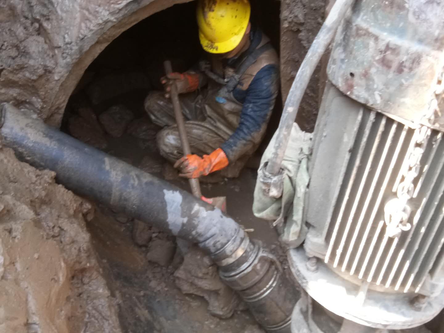 博尔塔拉管道清淤