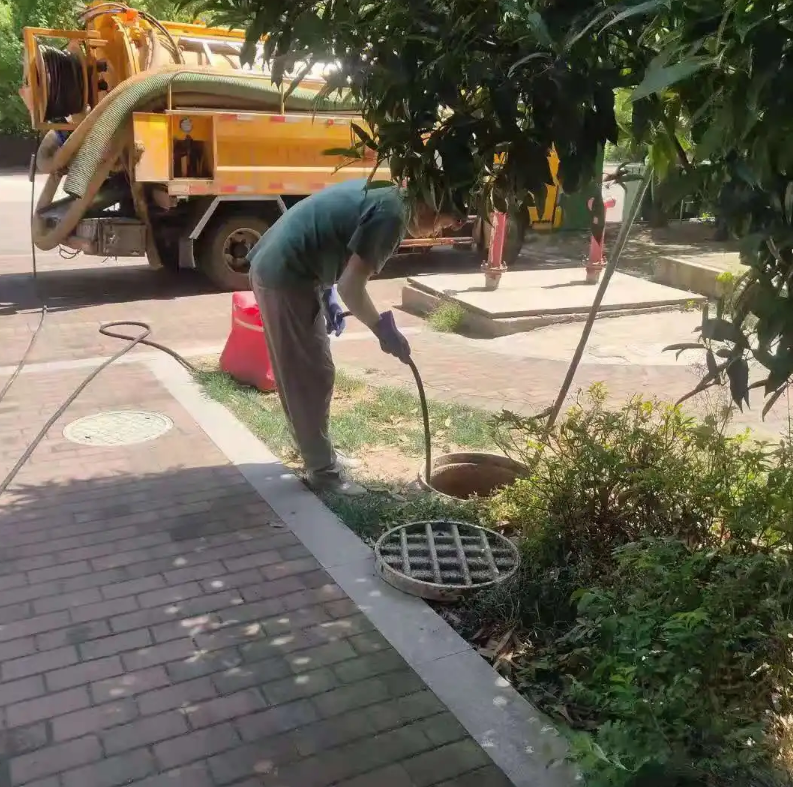 博尔塔拉市政排污管道清淤疏通——专业团队,让您全程省心!